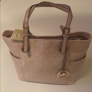 New! Michael kors signature 14”x10” tote